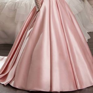 Meet your Posher, Sally